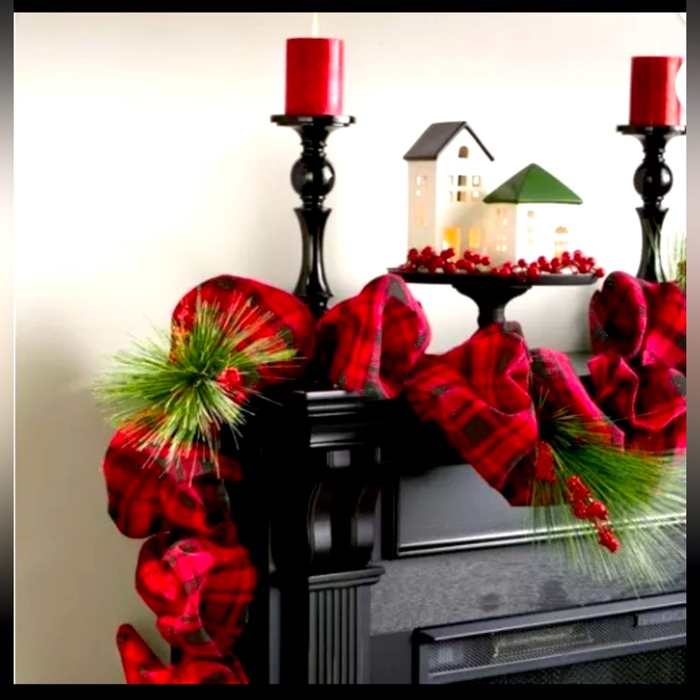 Buffalo Plaid Premium Christmas Holiday Garland, 9 Foot, Features Pine & Berries